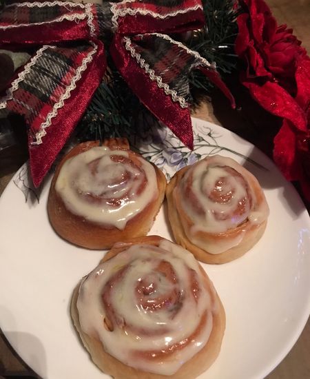 Perfect Cinnamon Rolls Recipe for the Holidays